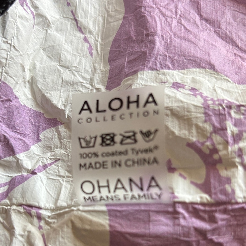 ALOHA Collection Painted Birds  Reversible Tote - Picture 6 of 6
